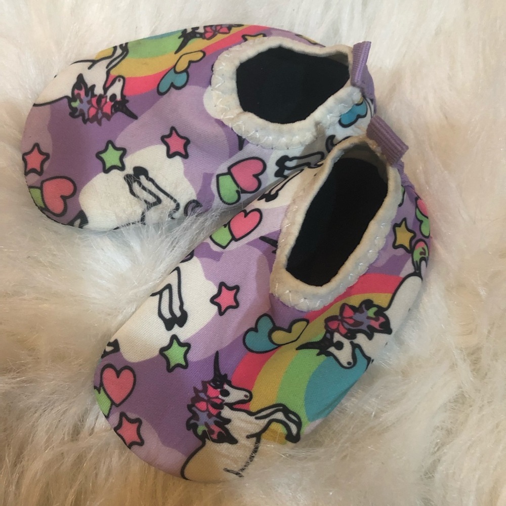 Water moccs